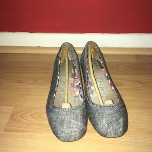 TOMS chambray ballet flats, like new!
